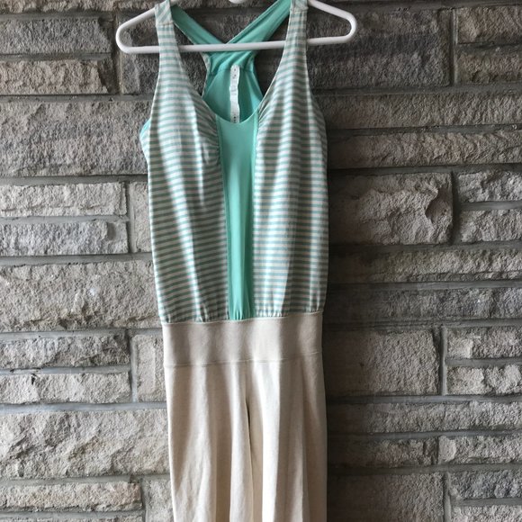 Lululemon Romp Her Romper Blue/Cream - Picture 2 of 6